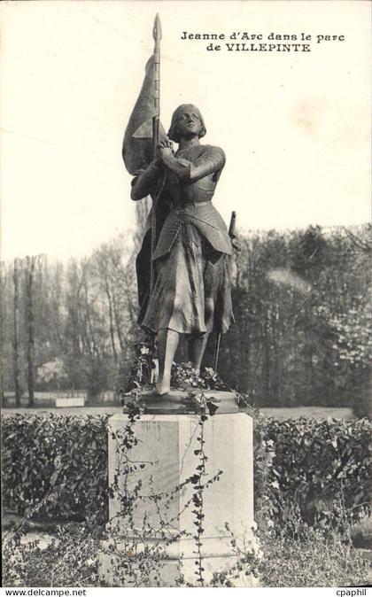 CPA Villepinte Jeanne D'Arc Dans Le Parc