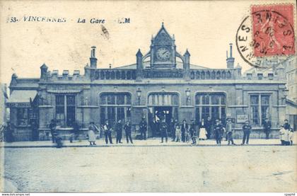 CPA Vincennes La Gare