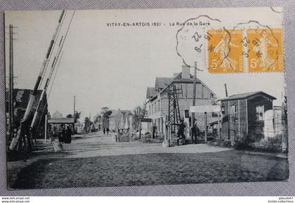 VITRY EN ARTOIS (62) - LA RUE DE LA GARE