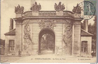 51 - Vitry le Francois - La porte du pont