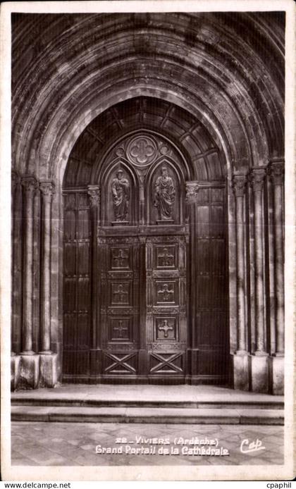 CPA Viviers Ardiche Grand Portail de la Cathedrale