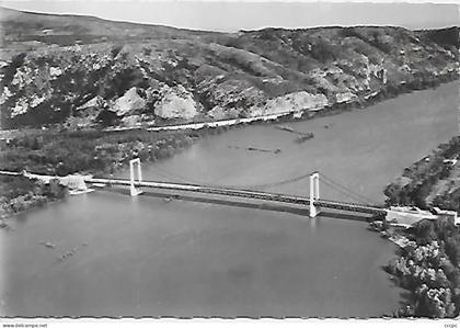 CPSM Viviers-sur-Rhône Le Pont sur le Rhône