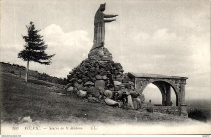 CPA Volvic Statue de la Madone Enfants