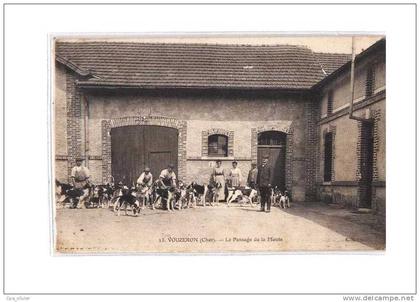 18 VOUZERON Chasse, Pansage de la Meute, Chiens, ed EM 13, 1915