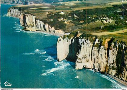 CPM Yport (S Mar) Vue aerienne Les Falaises
