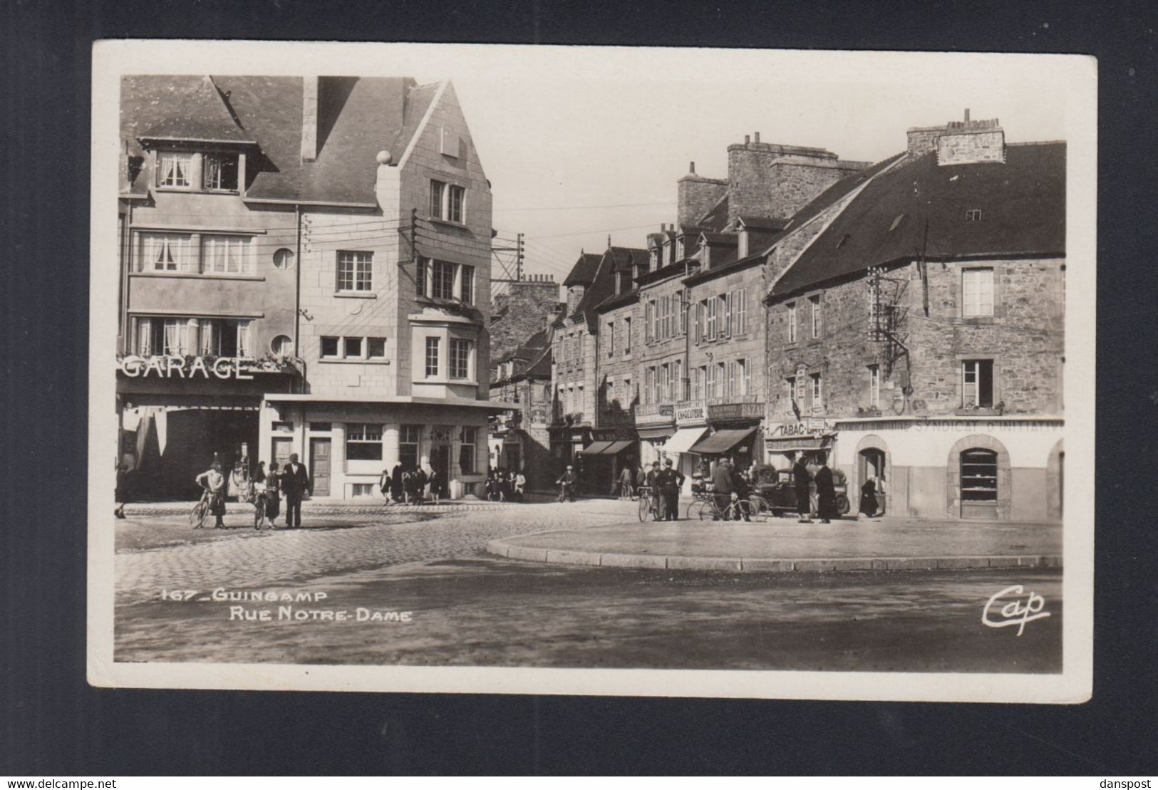 Frankreich France AK Guingamp Rue Notre Dame