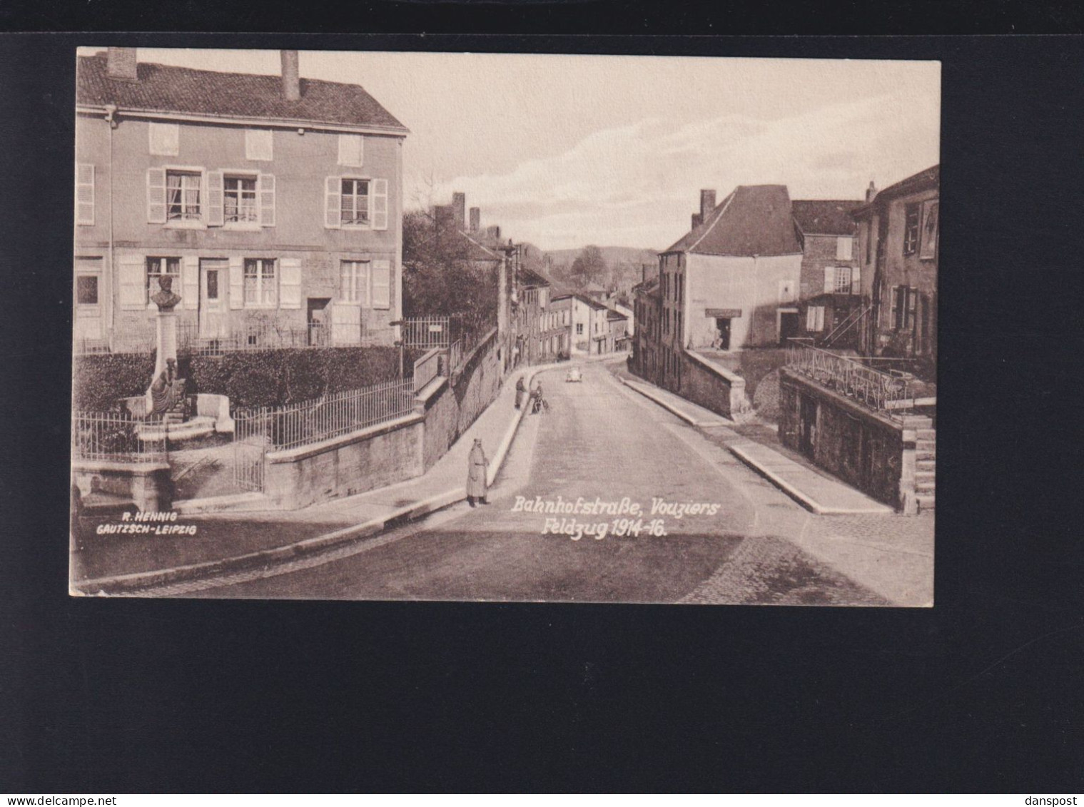 Frankreich France AK Vouziers Bahnhofstrasse