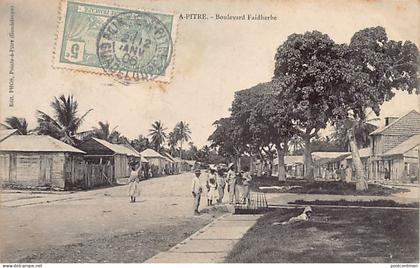 Guadeloupe - POINTE-à-PITRE - Boulevard Faidherbe - Ed. Phos