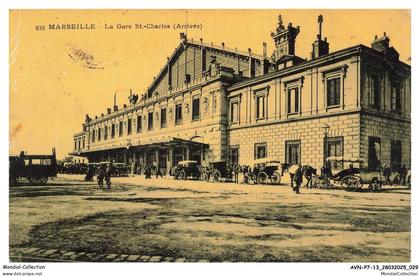AVNP7-0326-13 - MARSEILLE - La gare saint-charles