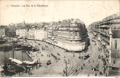 Marseille - La Rue de la Republique - bateau - tramway - CPA