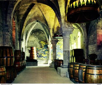 CPM Pays de Loire Pittoresque Ancienne abbaye Saint Julien