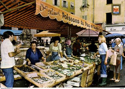 CPSM Nice Le marché aux poissons de la place Saint François