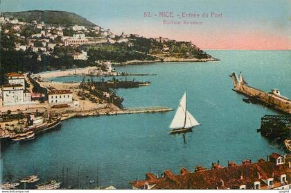 CPA Nice Entree du Port Bateau