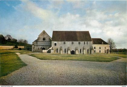 CPM Abbaye de Noirlac Cher Le cellier et l'Eglise