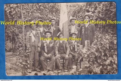 CPA photo - SAINTE JALLE ( Drôme ) - Beau portrait des conscrits de 1918 - Enfant du village - Arpavon Le Poët Sigillat