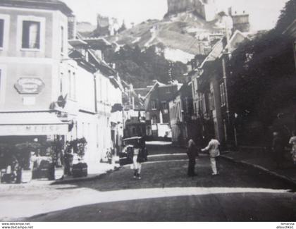 1949 Le Petit Andely 27 Eure  Autres Communes -CPSM Carte Postale>France rue Grande et le château pâtisserie