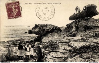 CPA Plobannalec Lesconil Finistère, klappriger Stein in der Nähe des Semaphors