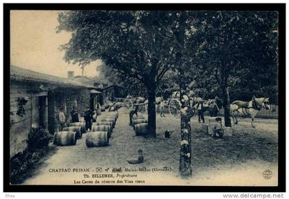 33 Macau chateau domaine viticole vin tonneau attelage travail cheval D33D K33056K C33262C RH067191