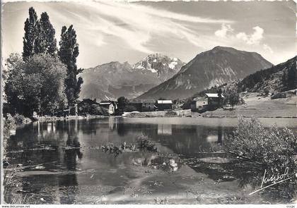 CPSM Le Praz de Saint-Bon Le Lac du Praz La Dent du Villard et le Grand Bec
