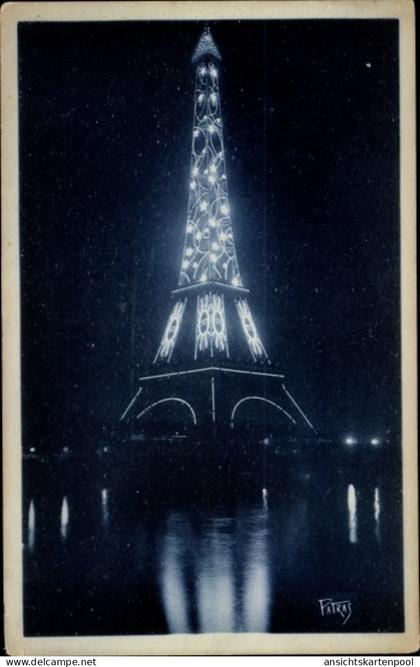 CPA Paris VII, La Tour Eiffel, Eiffelturm bei Nacht