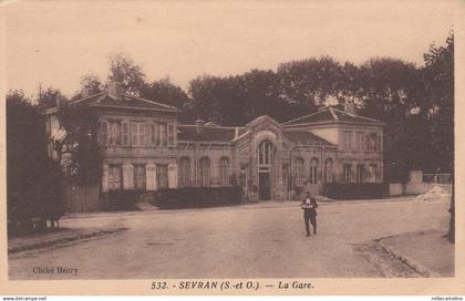 FRANCE - Sevran, La Gare