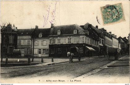 CPA Ailly sur Noye la place (1497477)