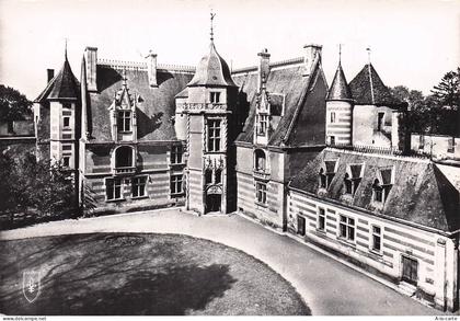 18 AINAY LE VIEIL CHATEAU D AINAY LE VIEIL