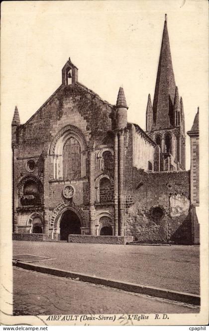 Airvault CPA L'eglise