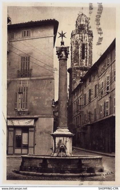 13 - Aix en provence - Fontaine des Augustins - Voyagé - Dos divisé...