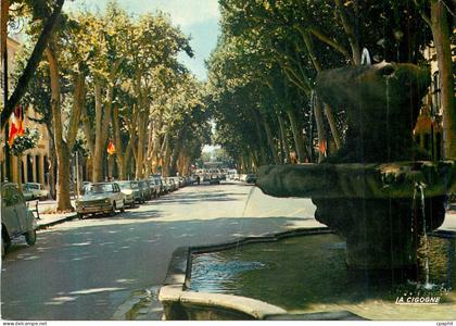 CPM Aix en Provence (B du R) Reflets de Provence Cours Mirabeau
