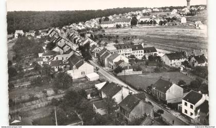 PETITE ROSSELLE: la rue principale vue aérienne 10X15 - très bon état