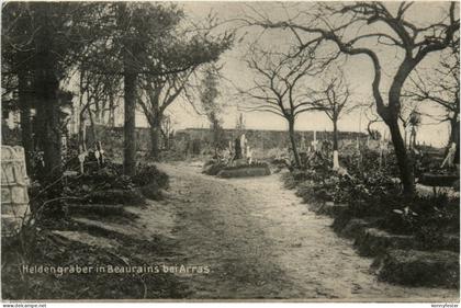 Heldengräber in Beaurains bei Arras