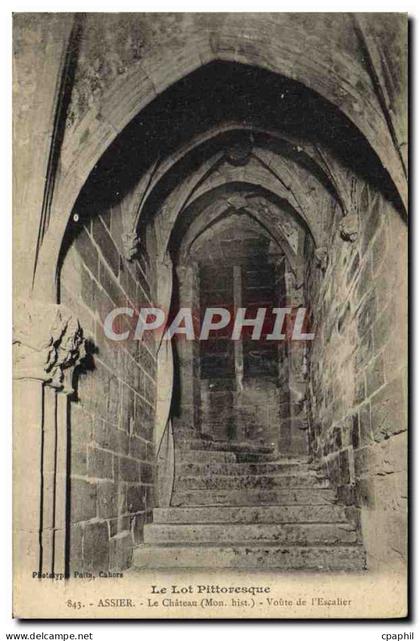 CPA Le Lot Pittoresque Assier Le Chateau Voute De I'Escalier