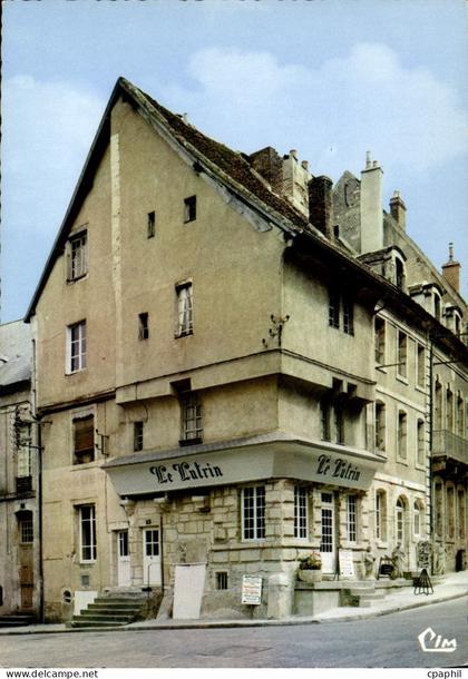 CPSM Autun Maison du XV s