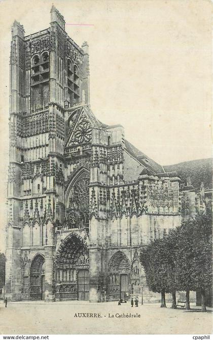 CPA Auxerre La Cathedrale
