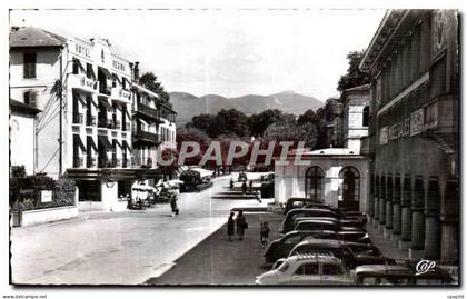 CPA Bagneres de Bigorre Avenue des Thermes
