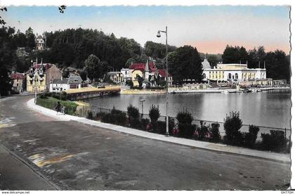 CPA BAGNOLES-DE-L'ORNE 1952