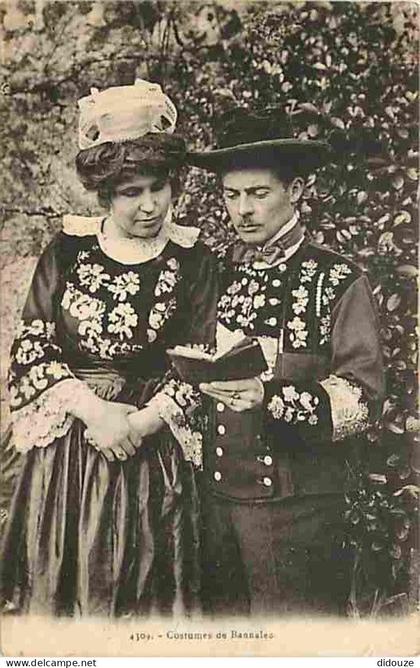 Carte Postale Ancienne - 29 - Bannalec - Costumes de Bannalec - Animée - Couple - Folklore - CPA - Voir Scans Recto-Vers