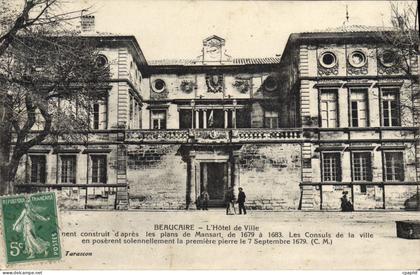 CPA Beaucaire L'Hotel De Ville Monument