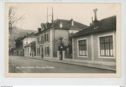 BELLEGARDE SUR VALSERINE - Rue des Ecoles
