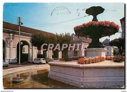 CPM Belley Ain La fontaine et les arcades