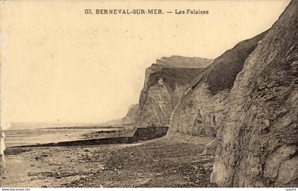 Berneval sur Mer - Les Falaises - CPA