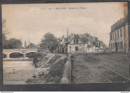 64 - BIZANOS - Entrée du Village