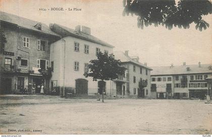 boëge * la place du village * café