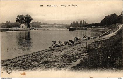 CPA BOIS-le-ROI - Barrage et l'Ecluse (436070)