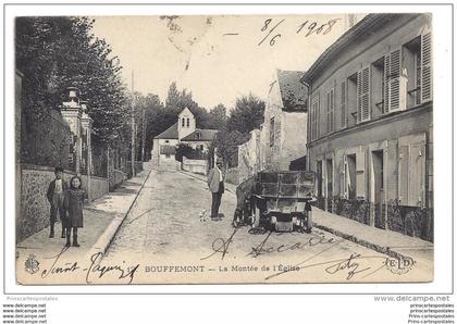 CPA 95 Bouffémont La Montée de l'église