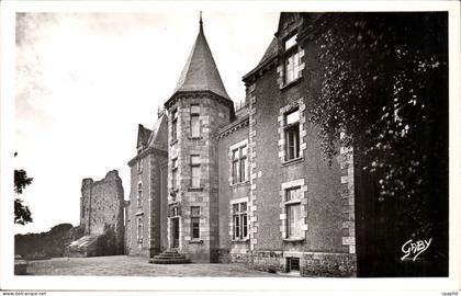 Bressuire CPA Le chateau moderne