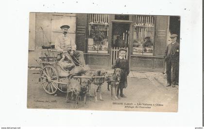 BRIARE (LOIRET) LES VOITURES A CHIEN .(BEAU PLAN) ATTELAGE DU CHARCUTIER 1924