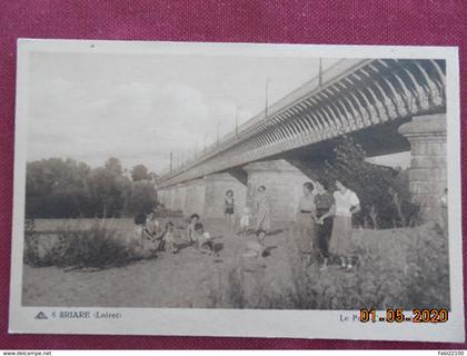 CPSM - Briare - Le Pont-Canal et la Plage