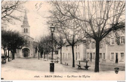 CPA Carte Postale France  Bron Place de l'église  VM109311